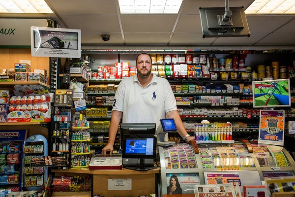現在的魏斯已從球場上退休，改當菸草店的老闆。（取自THE NEW YORK TIMES）