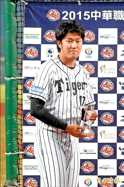 日職聯隊岩貞祐太獲選冬盟最佳投手,他希望明年能站穩一軍。(記者廖耀東攝) 日職聯隊岩貞祐太獲選冬盟最佳投手,他希望明年能站穩一軍。(記者廖耀東攝)