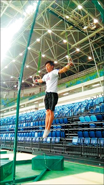 李智凱在奧運競技體操測試賽，以總分82.431分收下奧運門票。（國訓中心提供）