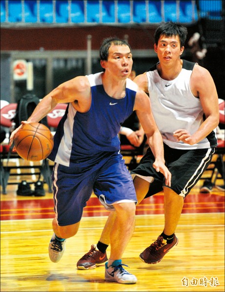 璞園蔡文誠前兩戰都攻下11分。（記者黃志源攝）