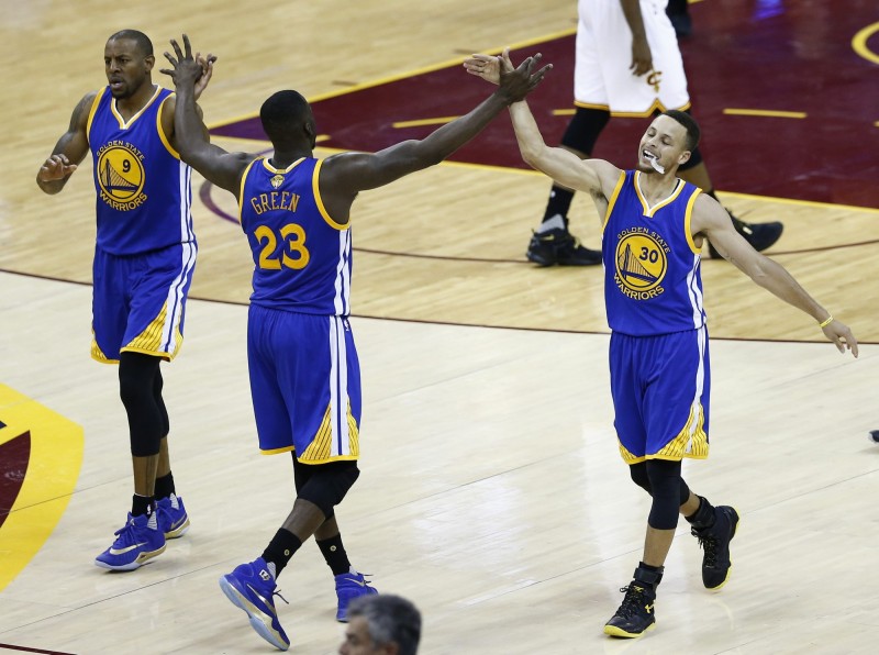 勇士取得聽牌優勢。（歐新社）