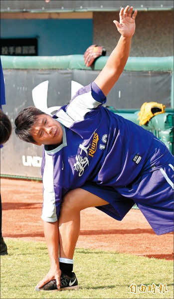 犀牛倪福德確定不回先發。（記者劉信德攝）