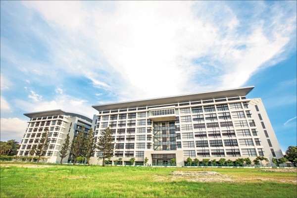 左營國訓中心新建專用訓練場地,設備新穎專業,環境舒適。(記者王元鴻攝) 左營國訓中心新建專用訓練場地,設備新穎專業,環境舒適。(記者王元鴻攝)