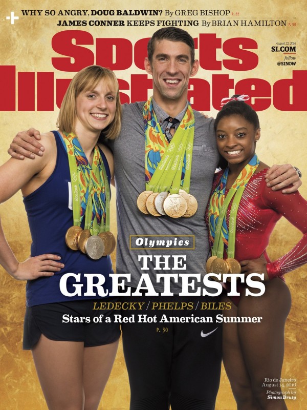 「飛魚」菲爾普斯(Michael Phelps),是運動品牌Under Armour所贊助的運動員,然而在最新一期運動畫刊的封面上,菲爾普斯卻是穿著競爭對手Nike的褲子。(圖擷自運動畫刊) 「飛魚」菲爾普斯(Michael Phelps),是運動品牌Under Armour所贊助的運動員,然而在最新一期運動畫刊的封面上,菲爾普斯卻是穿著競爭對手Nike的褲子。(圖擷自運動畫刊)