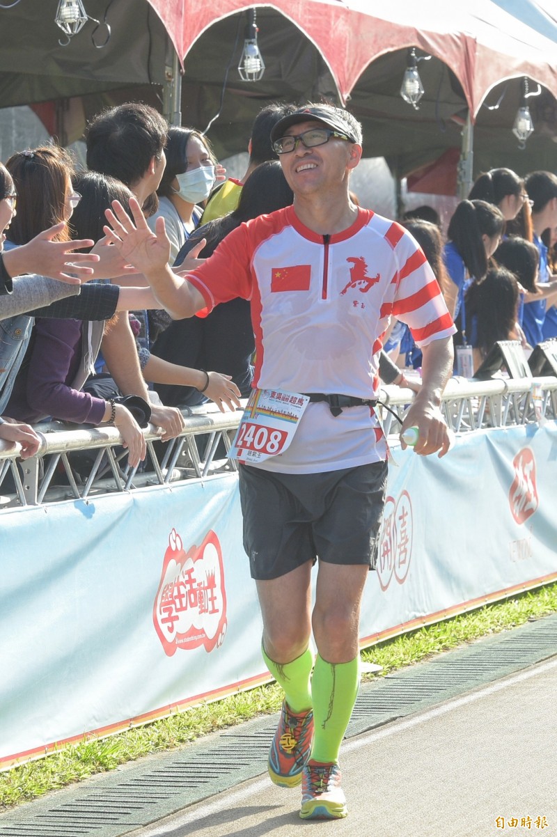 路跑》東吳超馬落幕 台灣麻醉醫師破最佳奪國內冠軍