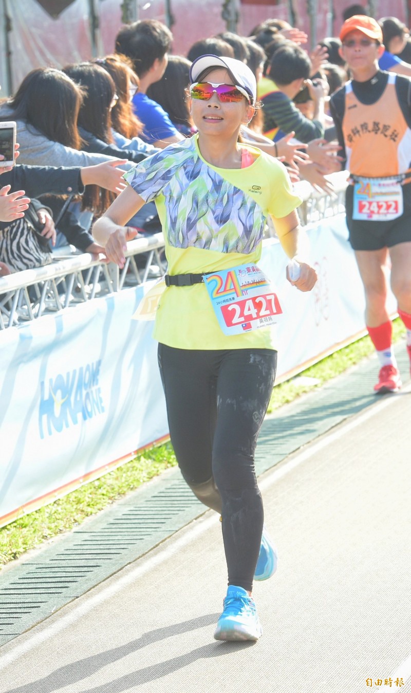 路跑》東吳超馬落幕 台灣麻醉醫師破最佳奪國內冠軍