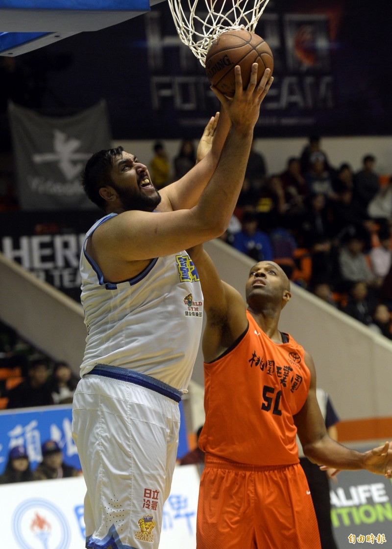 達欣布拉攻下19分。（記者林正堃攝）