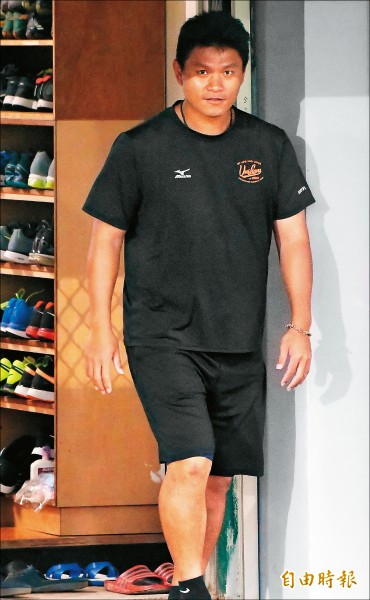 統一獅投手潘威倫預計下週上一軍。（記者黃志源攝）