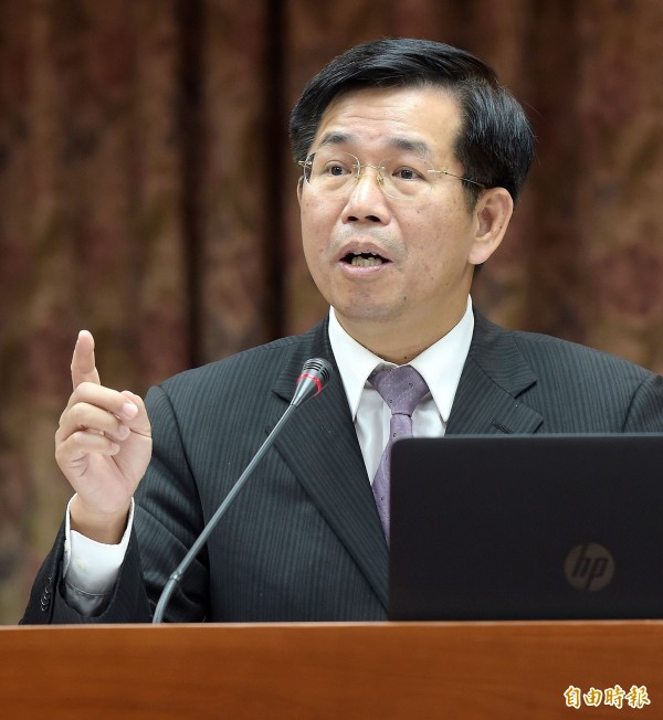 戴資穎球衣問題,教育部長潘文忠說,非常慚愧。(記者黃耀徵攝) 戴資穎球衣問題,教育部長潘文忠說,非常慚愧。(記者黃耀徵攝)