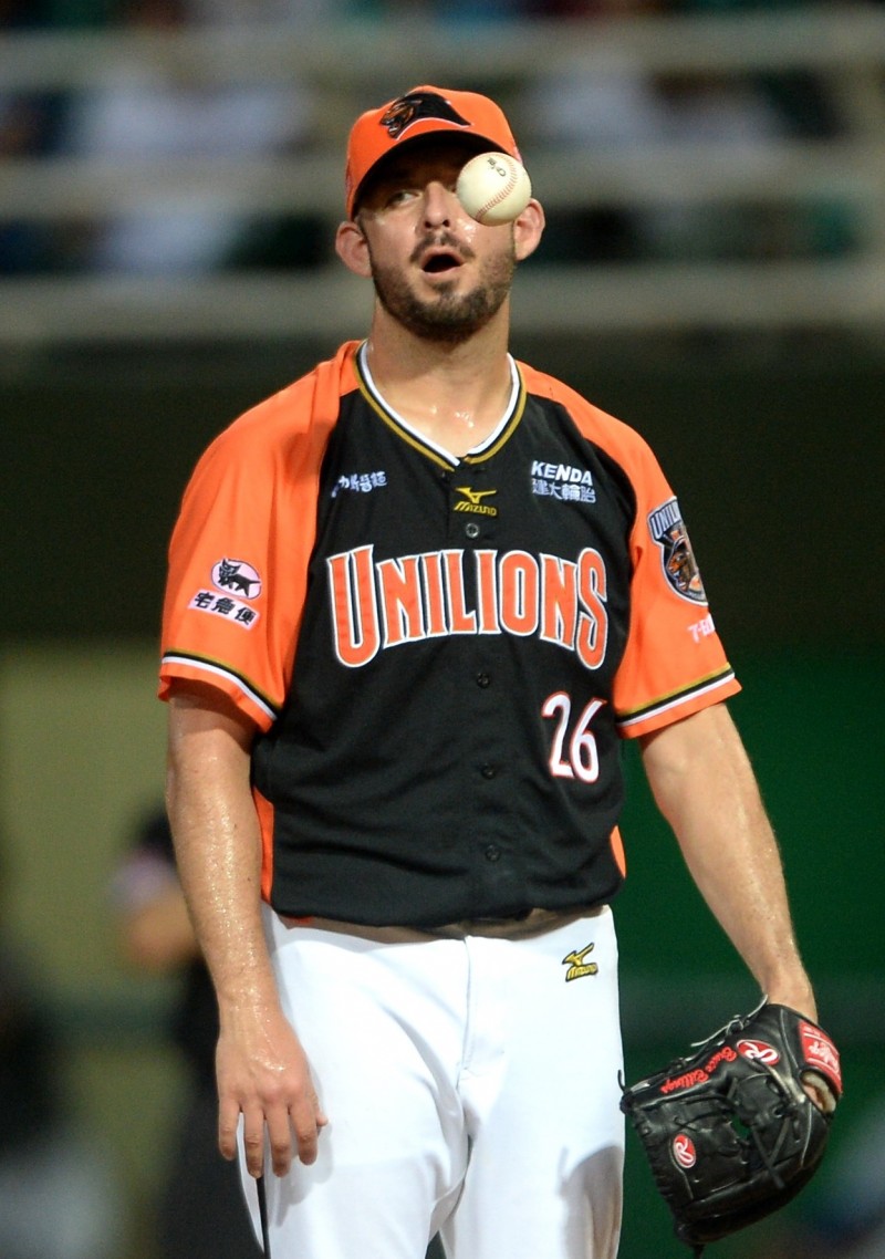 布魯斯未投滿5局。（記者林正堃攝）