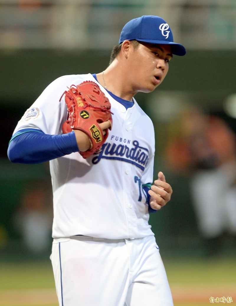 中職Live》張建銘、陽冠威開轟 悍將擒獅奪對戰5連勝（影音）