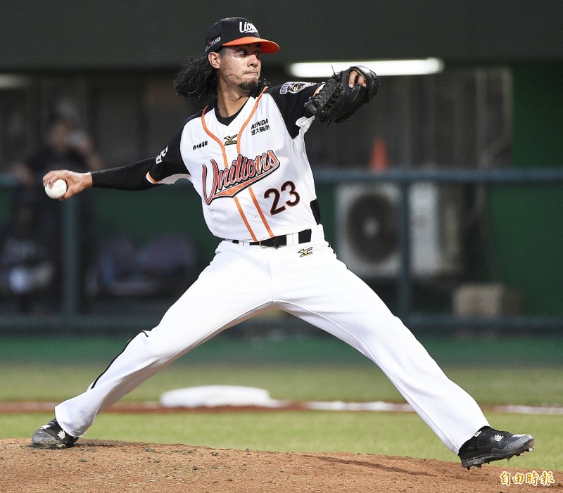 統一獅先發投手泰倫斯。（記者陳志曲攝）