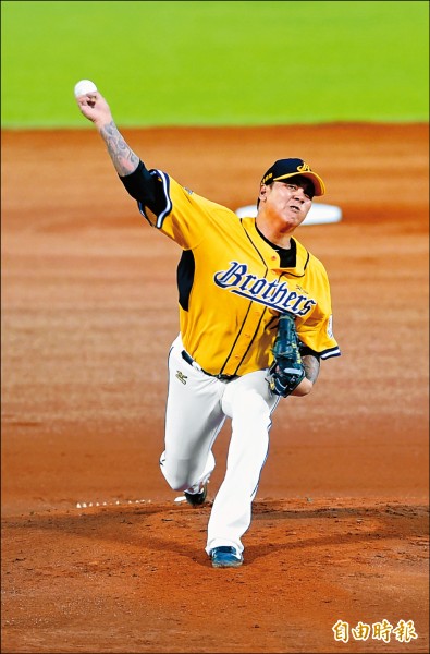 兄弟輸球「小確幸」 迎回自信陳鴻文