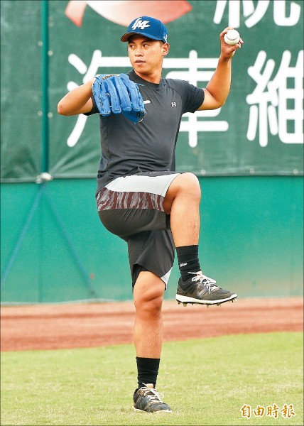 葉文淇補起道恩斯缺口，今先發戰獅。（記者陳志曲攝）