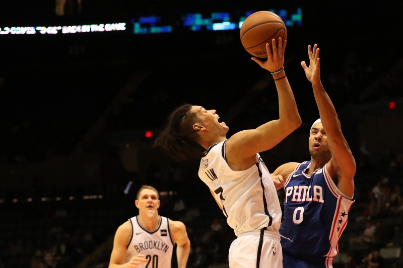 林書豪（中）。（USA Today Sports）