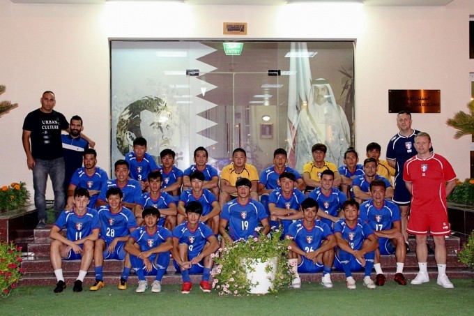 台灣男足包機前往土庫曼。（中華民國足球協會提供）