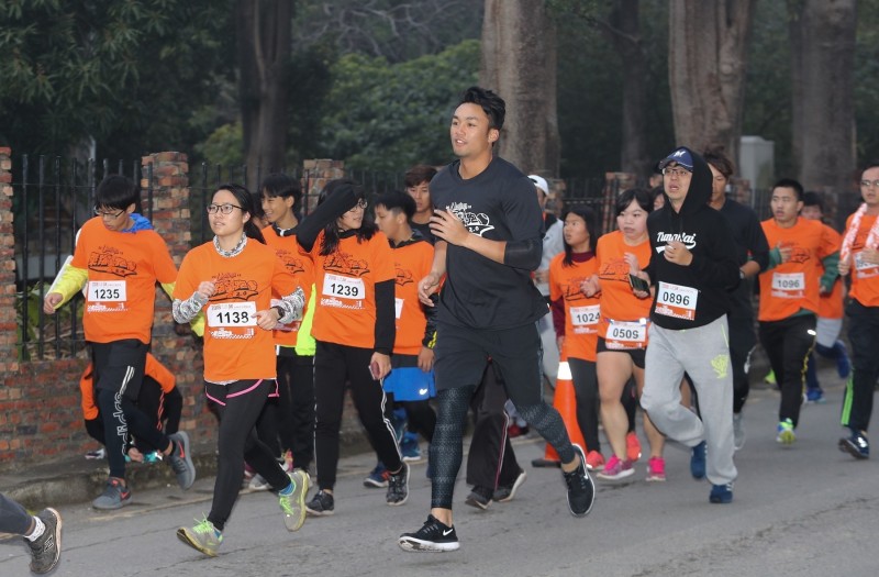 潘彥廷也參與「萊路跑」活動。（統一獅提供）