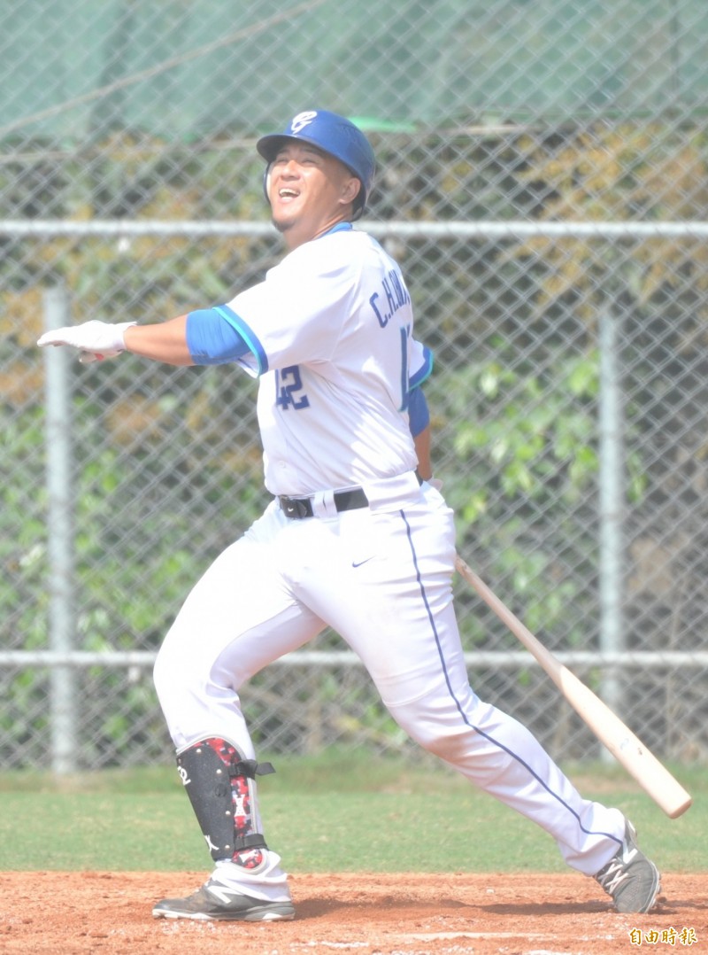 富邦悍將蔣智賢打擊未發揮。（記者黃志源攝）
