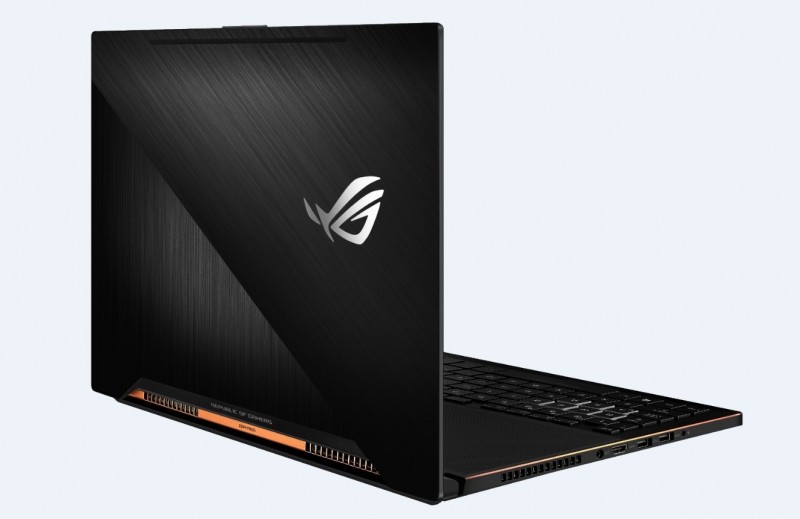 華碩奪18座2018德國iF設計大獎，旗下電競品牌ROG就佔七座，圖為ROG Zephyrus西風之神電競筆電。（華碩提供）
