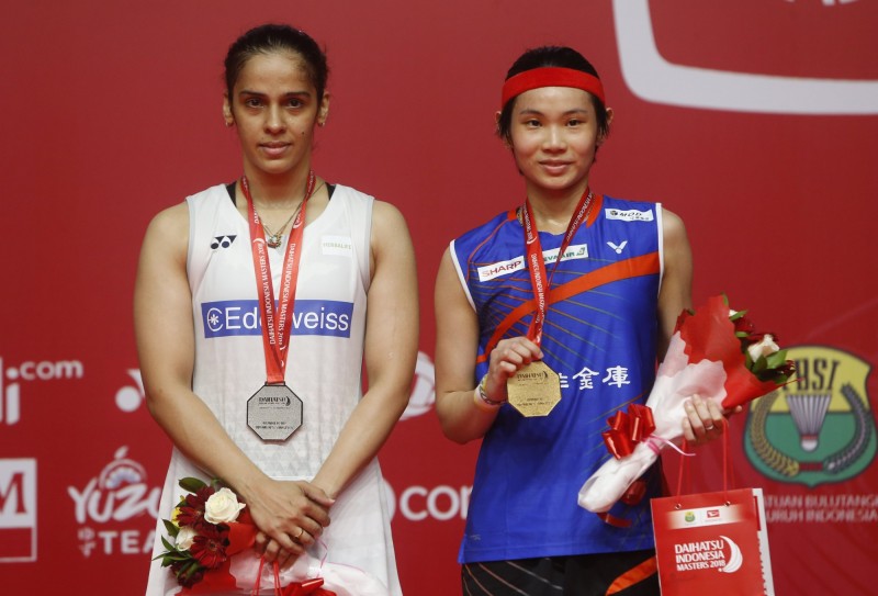 賽娜（左）5年來完全贏不了戴資穎（右）。（資料照，歐新社）