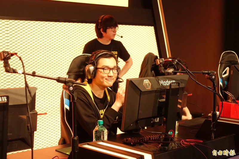 DTN坦克選手Modern。（記者陳耀宗攝）