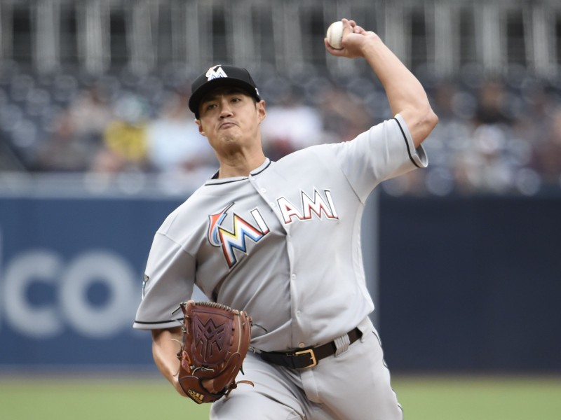 台灣投手陳偉殷今天先發對決教士，第2局他敲出帶有2分打點的安打，生涯首打點出爐。但此戰他僅投1.2局就被換下場，吞本季第三敗。（法新社）