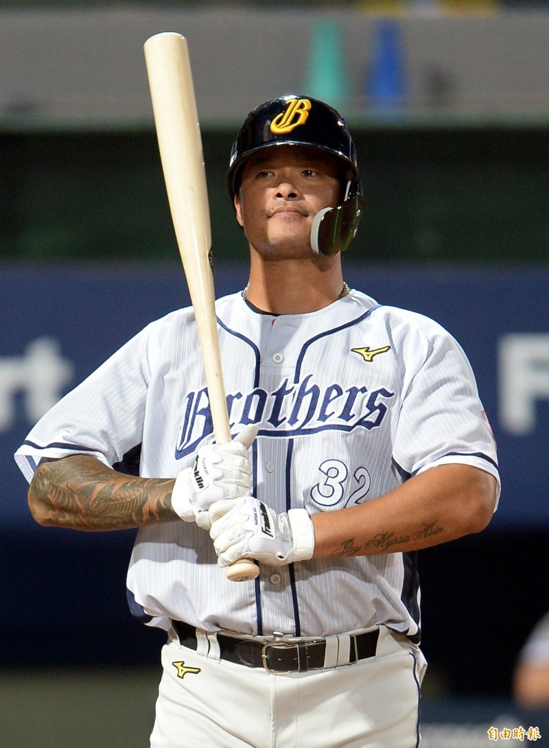林智勝上場代打。（記者林正堃攝）
