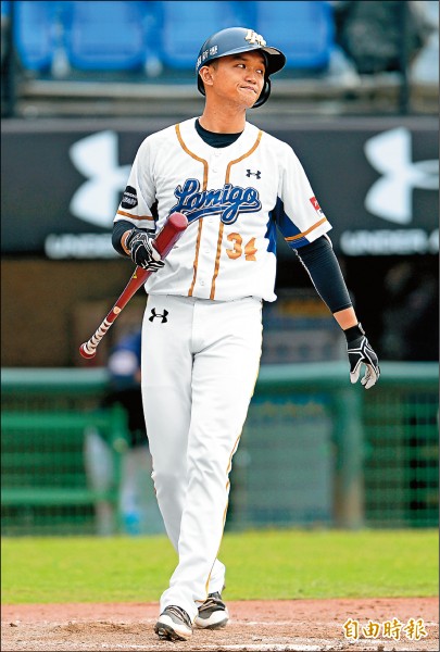 林知譽仍無法上場守備。(記者林正堃攝) 林知譽仍無法上場守備。(記者林正堃攝)