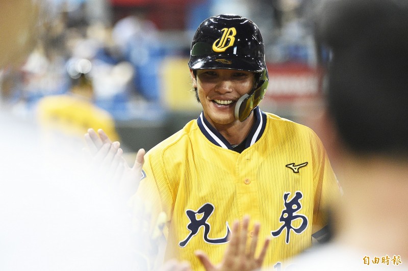 中信兄弟陳偉漢睽違三年在一軍敲出安打。（資料照，記者陳志曲攝）