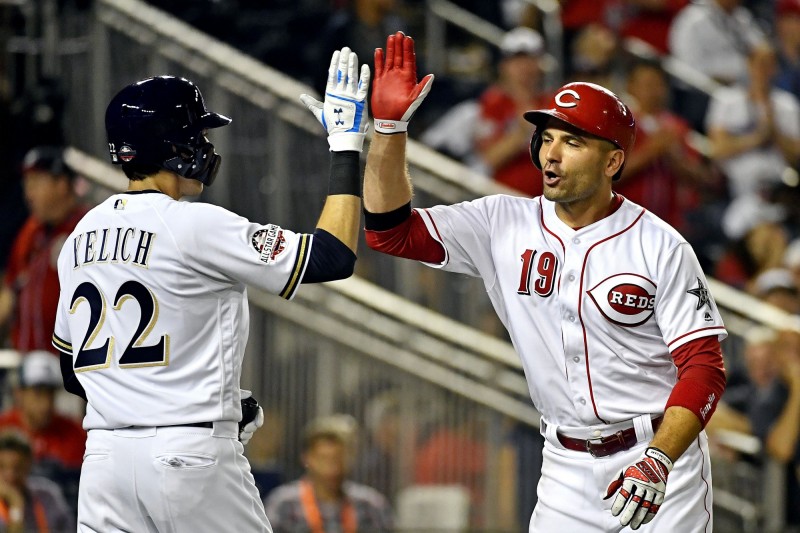 紅人隊沃托（右）的全壘打將紀錄推向第十發。（USA TODAY Sports）