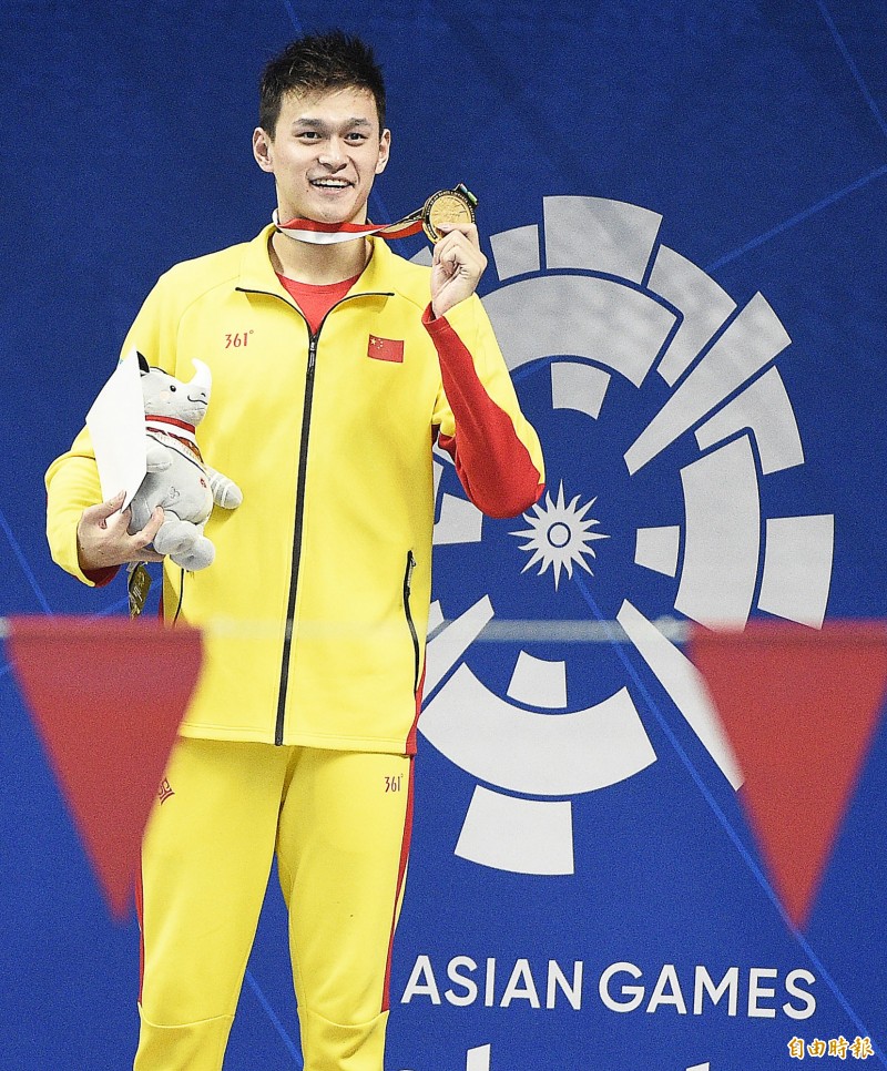 中國好手孫揚擺脫禁藥風波拿下男子200公尺自由式金牌。（特派記者陳志曲攝）