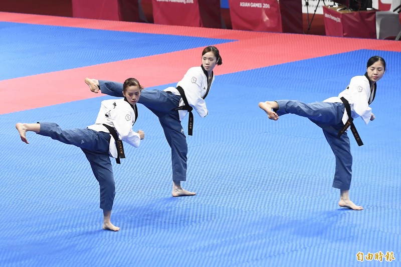 亞運》跆拳道品勢 台灣女團準決賽不敵泰國摘銅