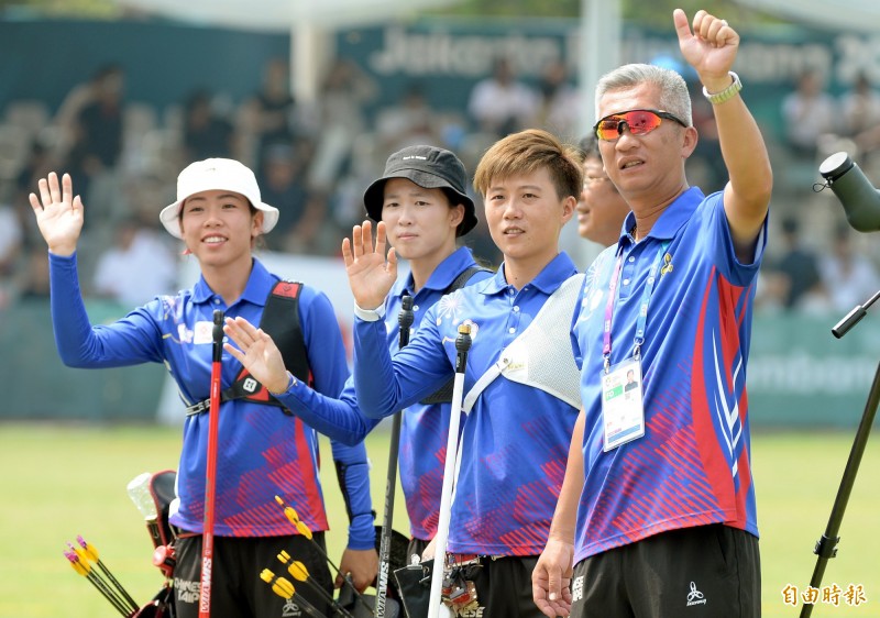 台灣射箭女團以3:5落敗，仍拿下銀牌。（特派記者林正堃攝）