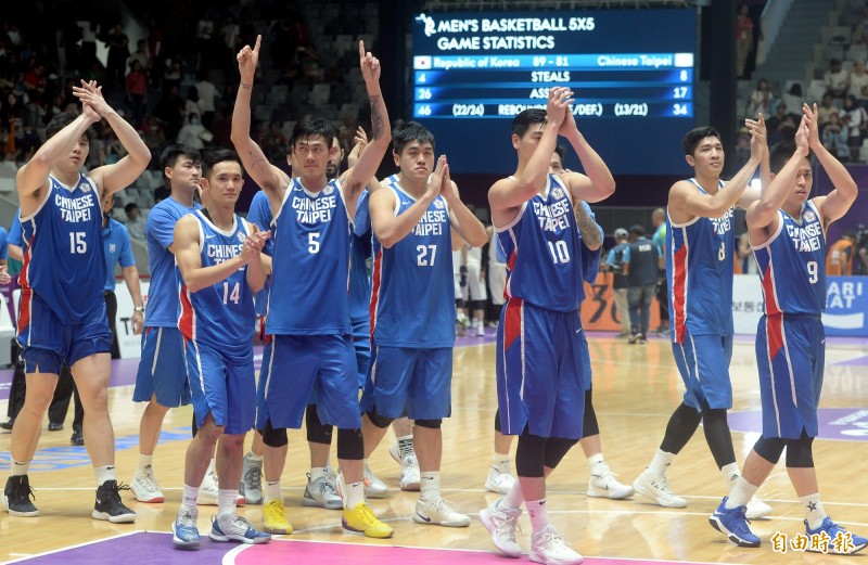 台灣男籃爭銅失利，排名第4，仍寫下近48年最佳成績（特派記者林正堃攝）