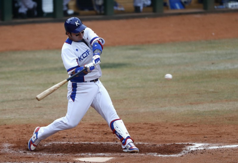 朴炳鎬擊出陽春砲。（路透）