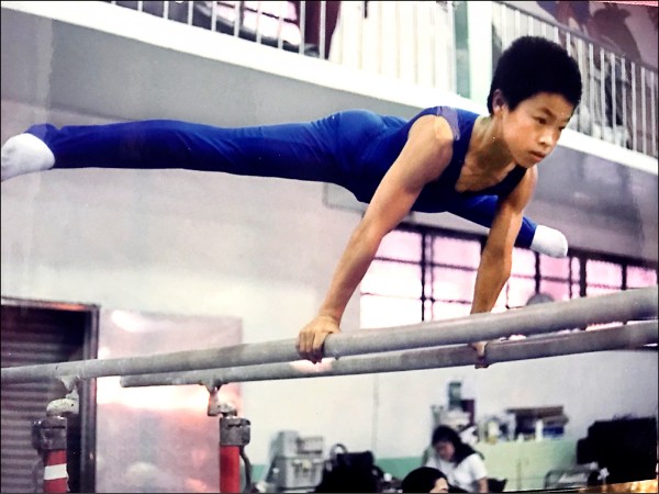 陳智郁小時候覺得當選手很帥，就傻傻舉手報名。（陳智郁提供）