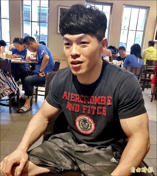 陳智郁是台灣首位兩屆亞運體操項目奪牌的名將，未來將轉任國家隊教練，把台灣體操推向國際舞台。（記者林岳甫攝）