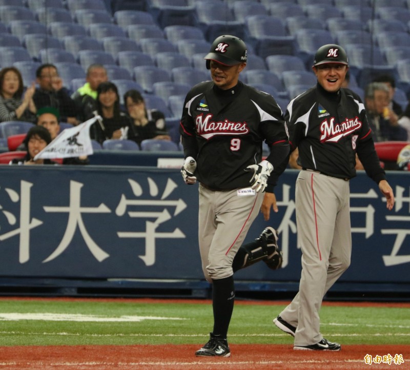 福浦和也敲出生涯第2000安。（資料照，特派記者郭羿婕攝）