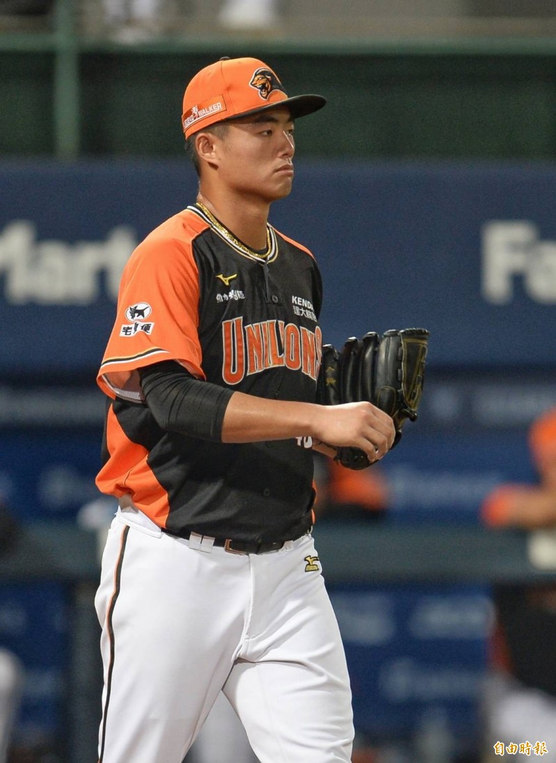 施子謙僅投1.2局退場。（記者林正堃攝）