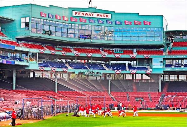 紅襪芬威球場是大聯盟最有歷史的球場。（美聯社）
