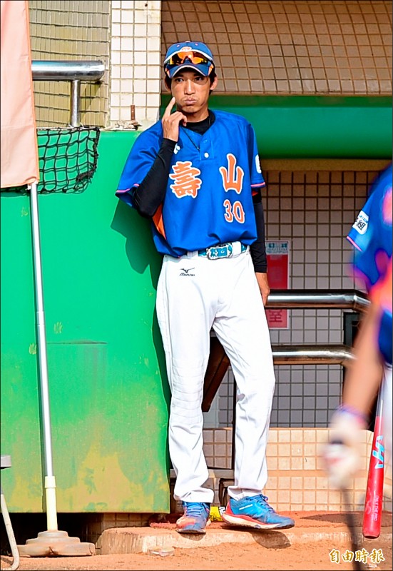 壽山高中總教練郭東晏(記者廖耀東攝) 壽山高中總教練郭東晏(記者廖耀東攝)