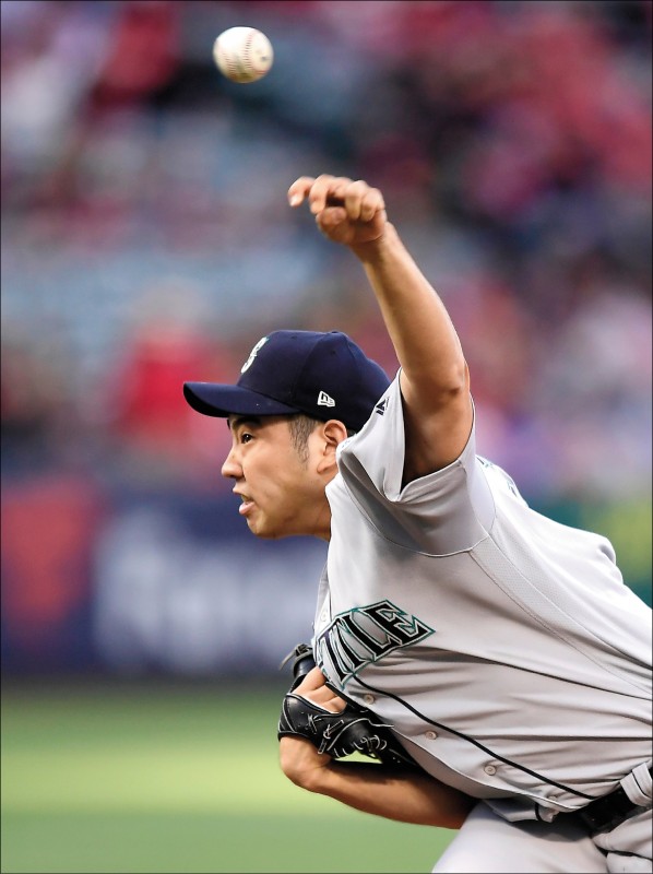 水手隊菊池雄星昨終於拿下個人旅美生涯首勝。(美聯社) 水手隊菊池雄星昨終於拿下個人旅美生涯首勝。(美聯社)