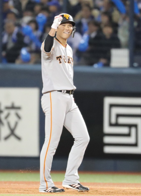 坂本勇人帶有打點的適時安打開啟巨人7分攻勢。（取自讀賣巨人官方推特）