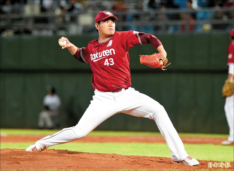 宋家豪（見圖）昨中繼登板，首次對決王柏融，首球就被敲安。（資料照，記者黃耀徵攝）