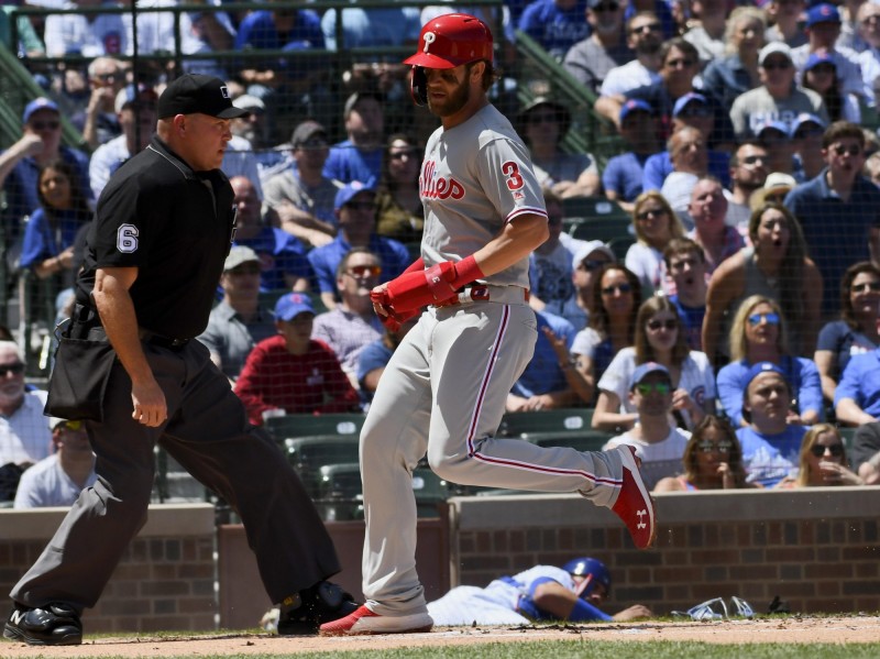 「強打少年」哈波跑回本壘得分。（今日美國）