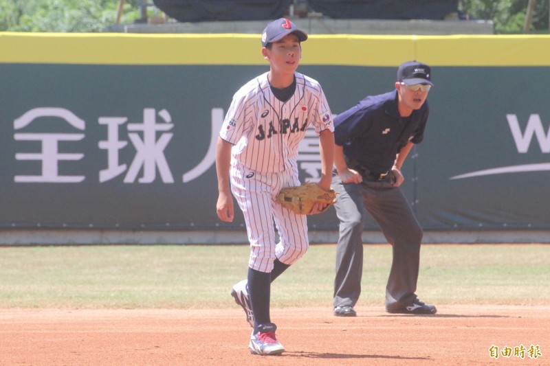 日本永田晃庄熱到流鼻血。（記者龔乃玠攝）