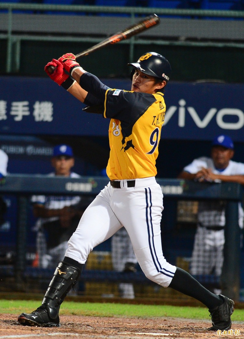 岳東華貢獻2分打點。（記者王藝菘攝）