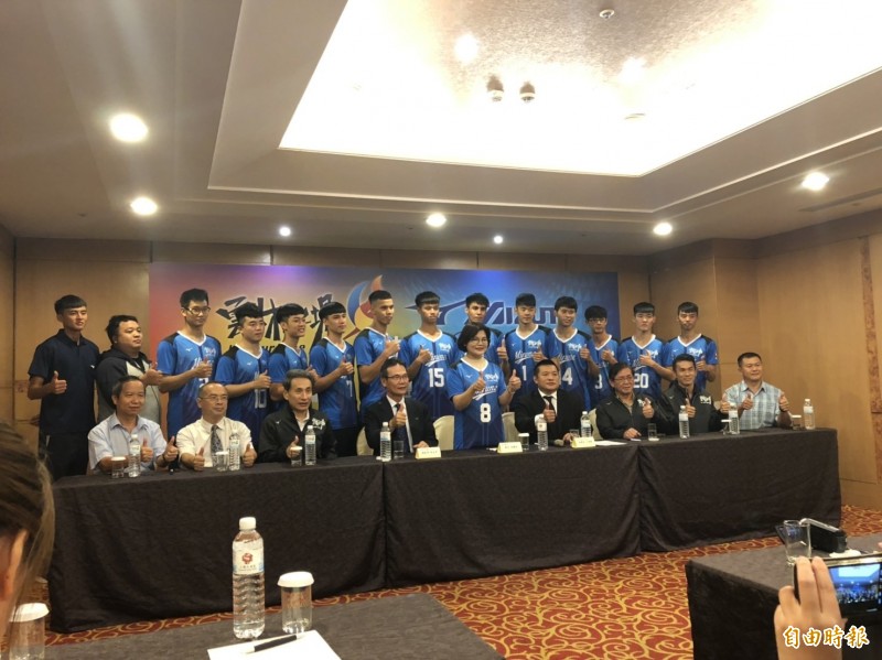 雲林縣在新球季將冠名贊助MIZUNO男排。（記者粘藐云攝）