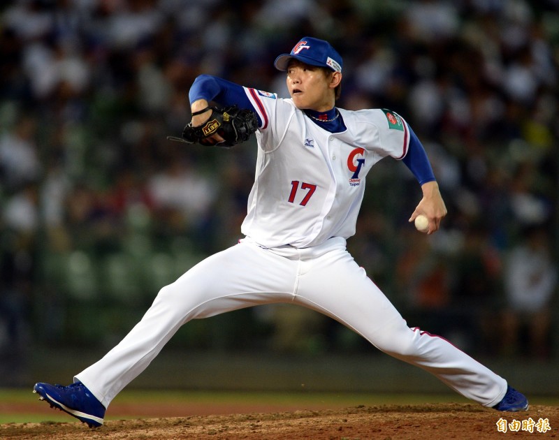 陳冠宇今中繼第7局送出2K，賽後表示，是江少慶壓制得很好。（記者林正堃攝）