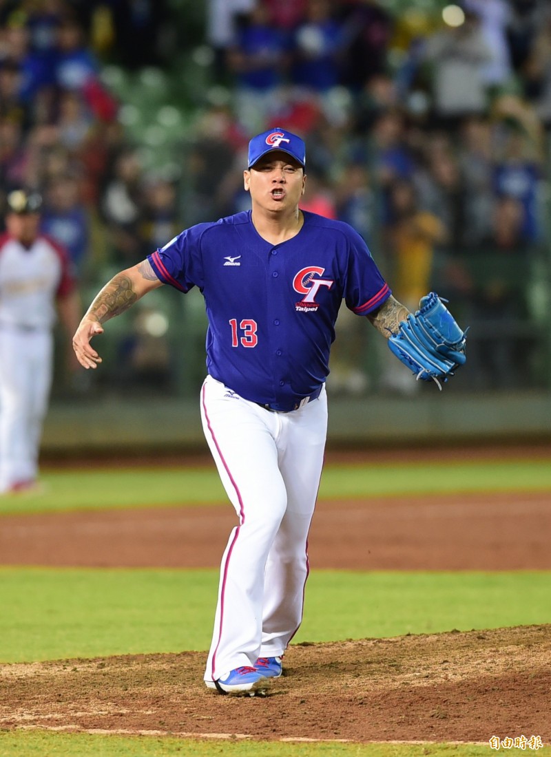 台灣隊終結者陳鴻文成功關門。（記者廖耀東攝）